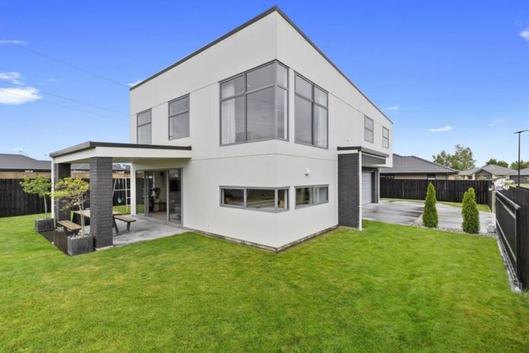 Photo of property in 1 Oolong Court, Huntington, Hamilton, 3210