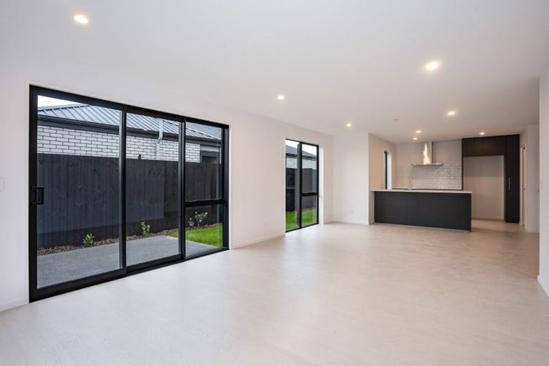 Photo of property in 54 Bill Hammond Drive, Belfast, Christchurch, 8051