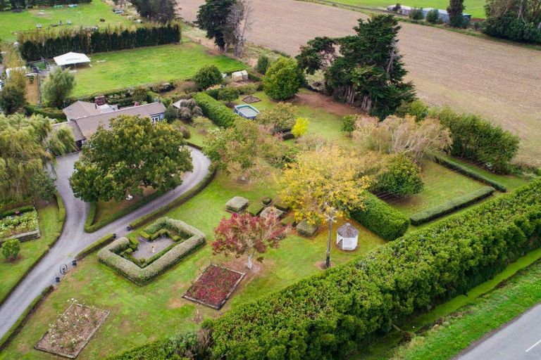 Photo of property in 1226 Kairanga Bunnythorpe Road, Kairanga, Palmerston North, 4475