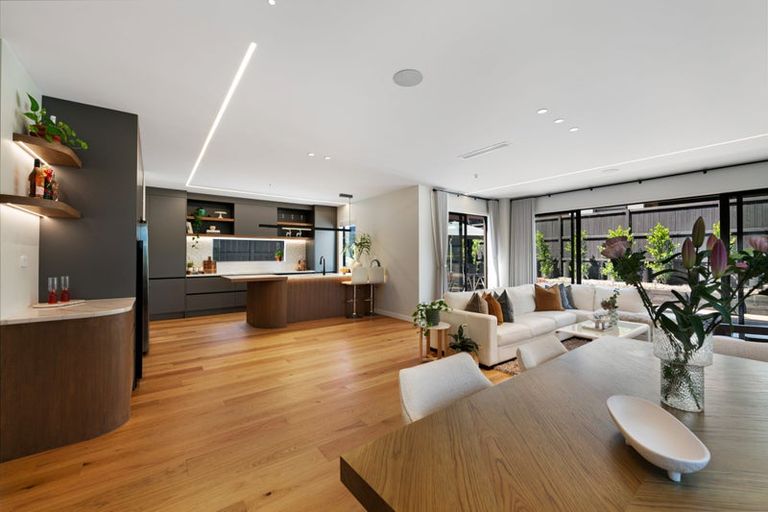 Photo of property in 2 Pukeko Road, Hobsonville, Auckland, 0616