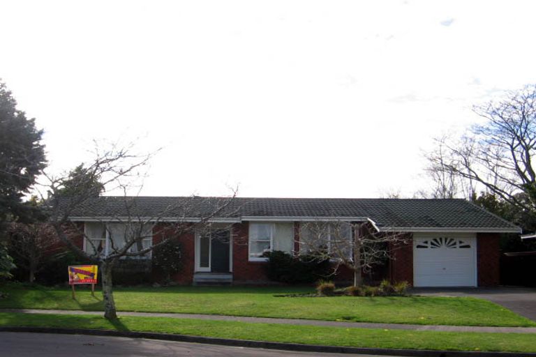 Photo of property in 10 Rakino Place, Awapuni, Palmerston North, 4412