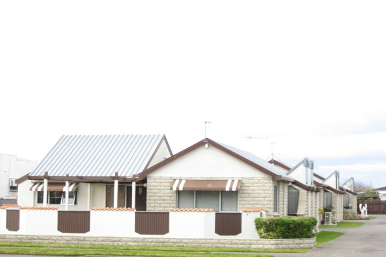 Photo of property in 3/249 Taradale Road, Pirimai, Napier, 4112