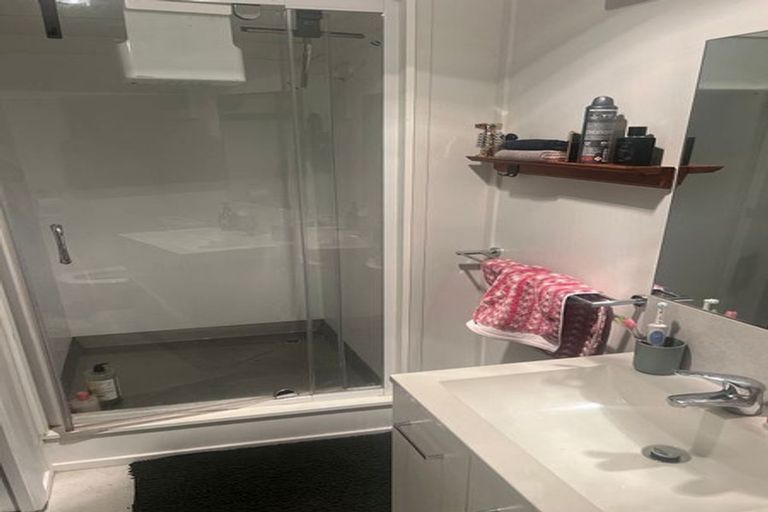 Photo of property in 3/49 Mandalay Terrace, Khandallah, Wellington, 6035