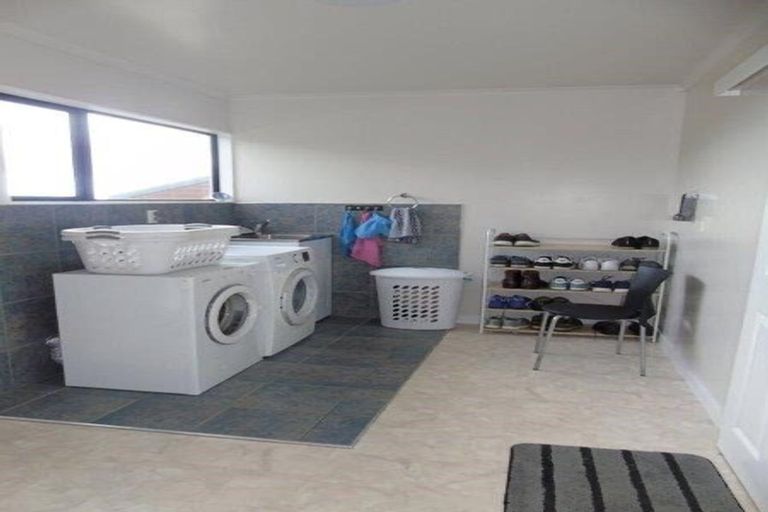 Photo of property in 26 Ramphal Terrace, Khandallah, Wellington, 6035