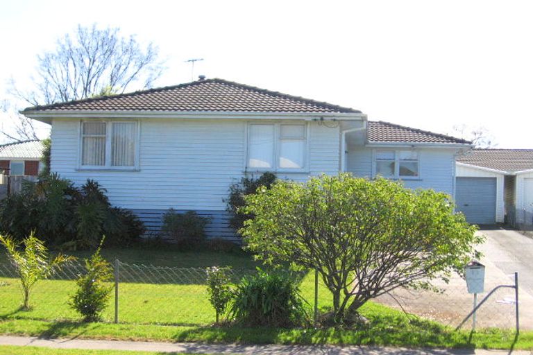 Photo of property in 18 Old Wairoa Road, Papakura, 2110