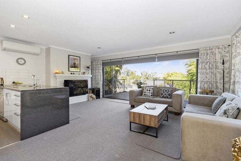 Photo of property in 112h Lake Road, Frankton, Hamilton, 3204