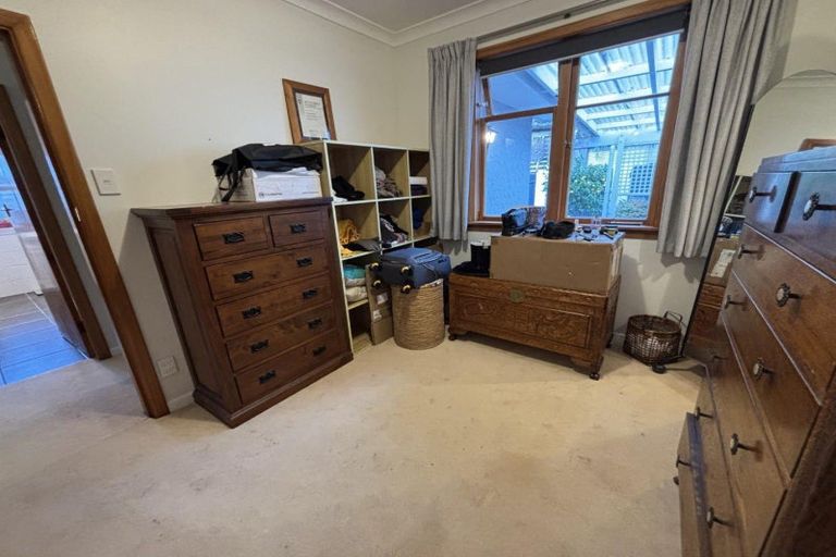 Photo of property in 1 Durie Vale Road, Durie Hill, Whanganui, 4500