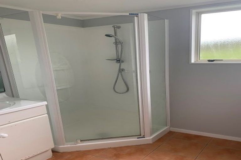 Photo of property in 1291 Old North Road, Helensville, 0875