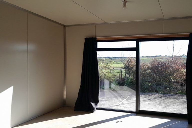 Photo of property in 28 Eastern Rise, Manakau, Levin, 5573