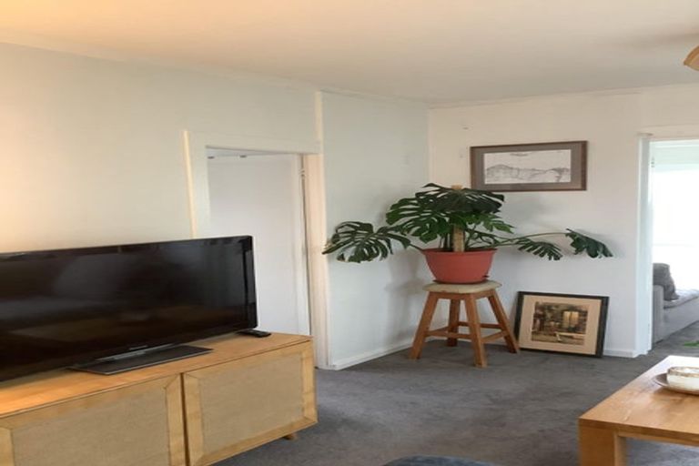 Photo of property in 12 Lonsdale Street, New Brighton, Christchurch, 8083