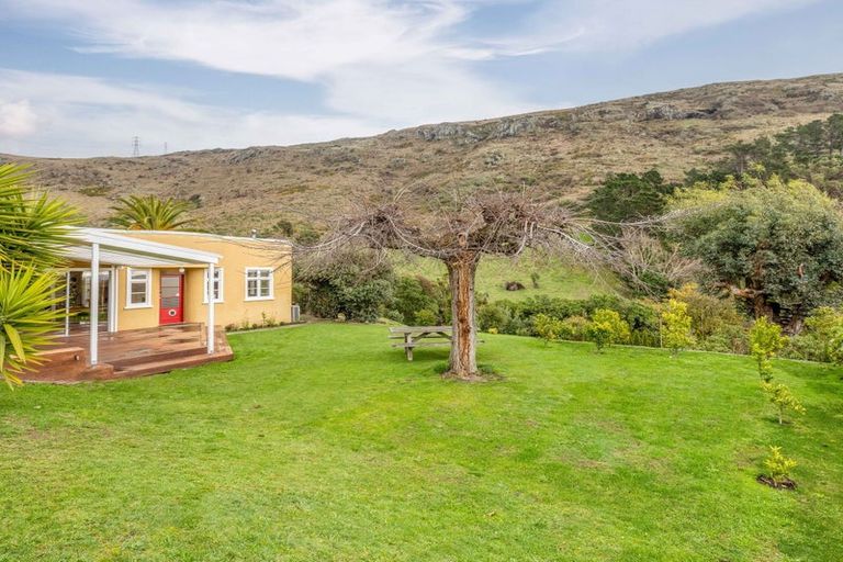 Photo of property in 85 Avoca Valley Road, Heathcote Valley, Christchurch, 8022