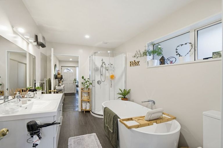 Photo of property in 10 Shepherd Place, Kaiapoi, 7630