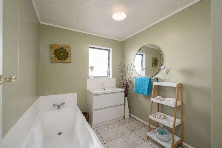 Photo of property in 7 Gilmour Place, Taradale, Napier, 4112