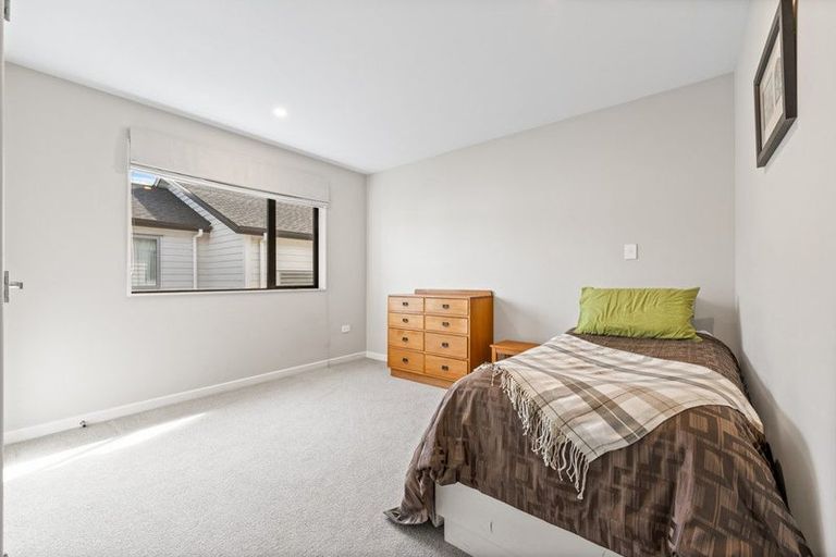 Photo of property in 38 Craigs Way, Hobsonville, Auckland, 0616