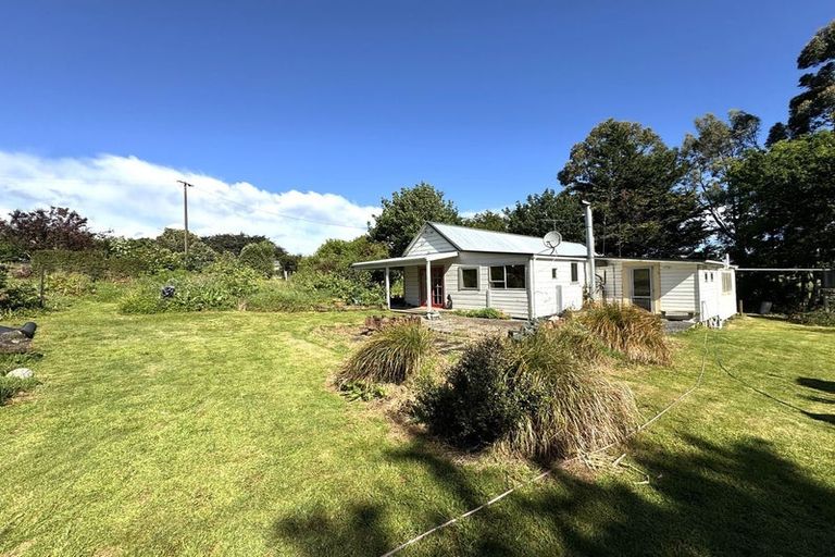 Photo of property in 10 Hinahina Road, Owaka, 9586