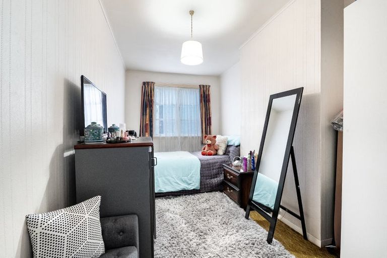 Photo of property in 33 Constable Street, Newtown, Wellington, 6021