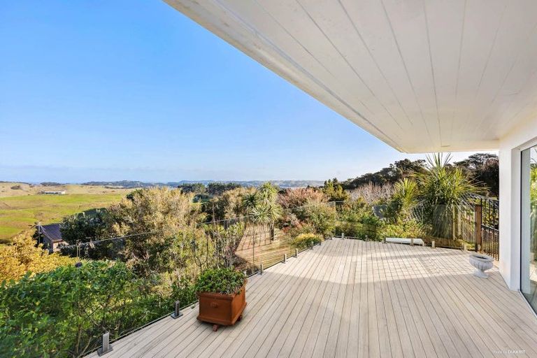 Photo of property in 107 Miller Way, Mahurangi East, Warkworth, 0982