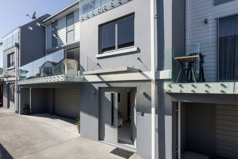 Photo of property in 369c Oceanbeach Road, Mount Maunganui, 3116