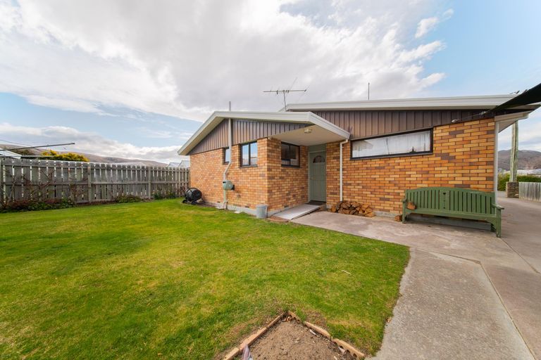 Photo of property in 39 Lindis Crescent, Otematata, 9412