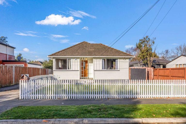 Photo of property in 24 Orontes Street, Shirley, Christchurch, 8013