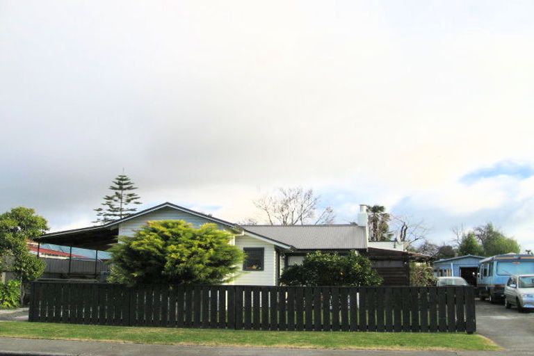 Photo of property in 102 Ikanui Road, Frimley, Hastings, 4120