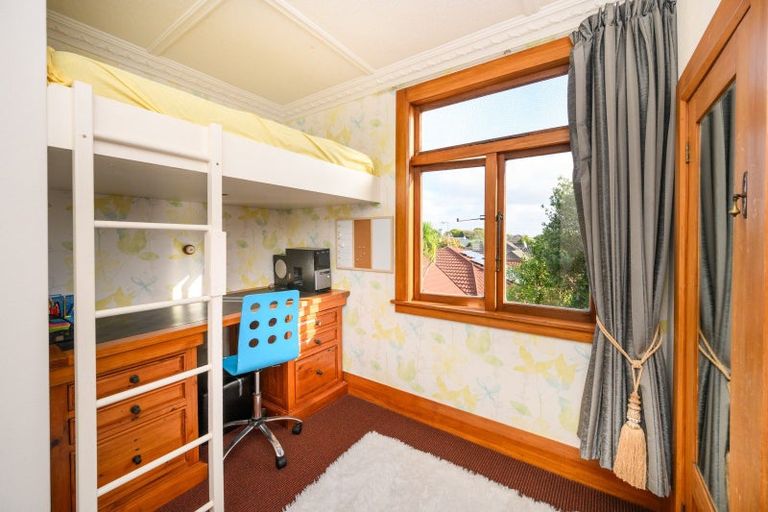 Photo of property in 3 Massey Street, Palmerston North, 4414