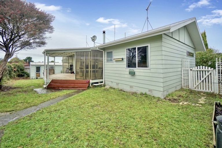 Photo of property in 9 Milsom Place, Te Puke, 3119