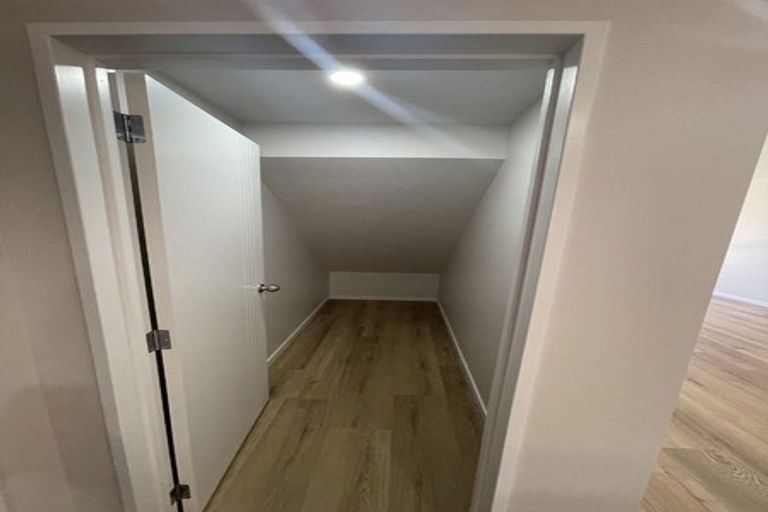 Photo of property in 105 Great South Road, Manurewa, Auckland, 2102