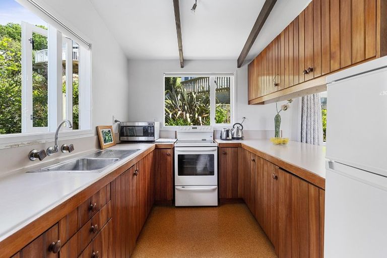 Photo of property in 56 Mitchell Street, Brooklyn, Wellington, 6021