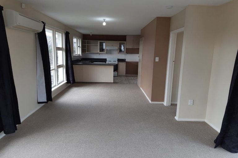 Photo of property in 46 Oriana Crescent, Hornby, Christchurch, 8042