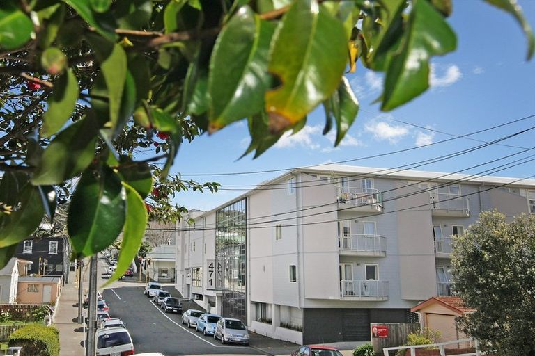 Photo of property in Luxford Villas, 308/72u Herald Street, Berhampore, Wellington, 6023