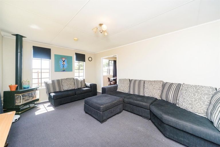 Photo of property in 2 Walton Street, Bulls, 4818