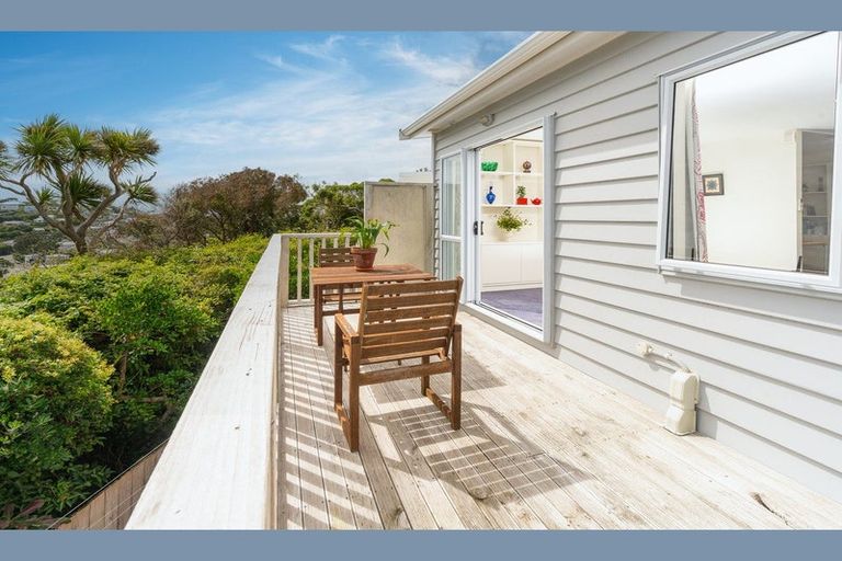 Photo of property in 5/143 Cockayne Road, Khandallah, Wellington, 6035