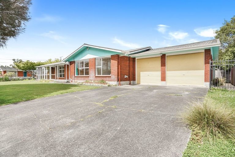 Photo of property in 2 Olympia Place, Riverlea, Hamilton, 3216