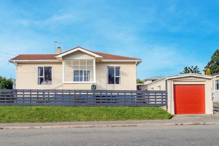 Photo of property in 69 Greta Street, South Hill, Oamaru, 9400