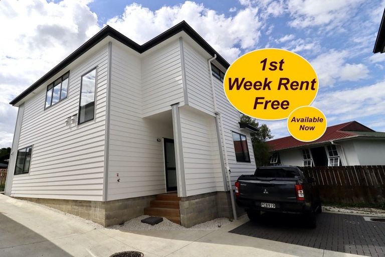 Photo of property in 127 Oreil Avenue, West Harbour, Auckland, 0618