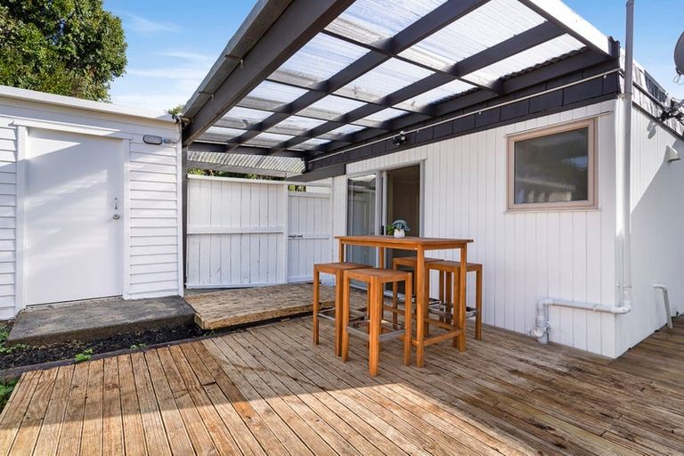 Photo of property in 2/8 Wilbur Place, Pakuranga Heights, Auckland, 2010