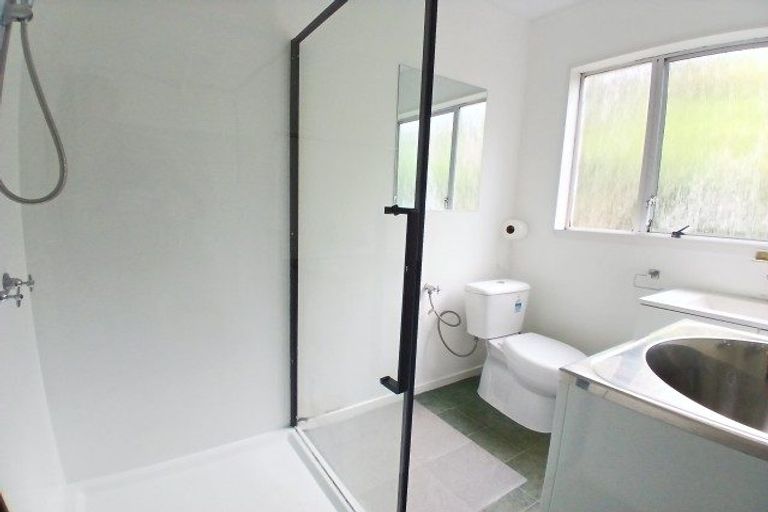 Photo of property in 100a Broderick Road, Johnsonville, Wellington, 6037
