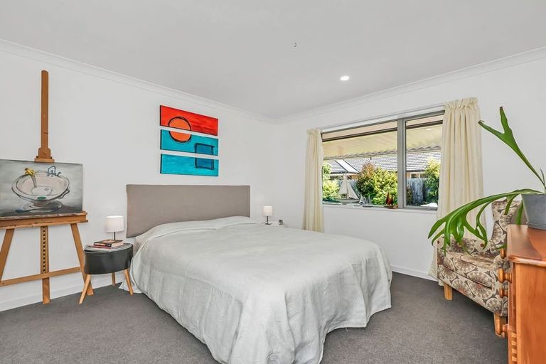 Photo of property in 12 Oak Tree Lane, Rolleston, 7614