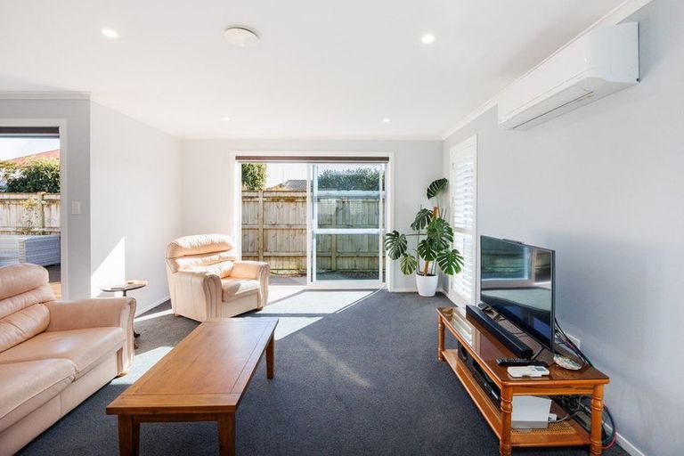 Photo of property in 136a Heretaunga Street, Palmerston North, 4414