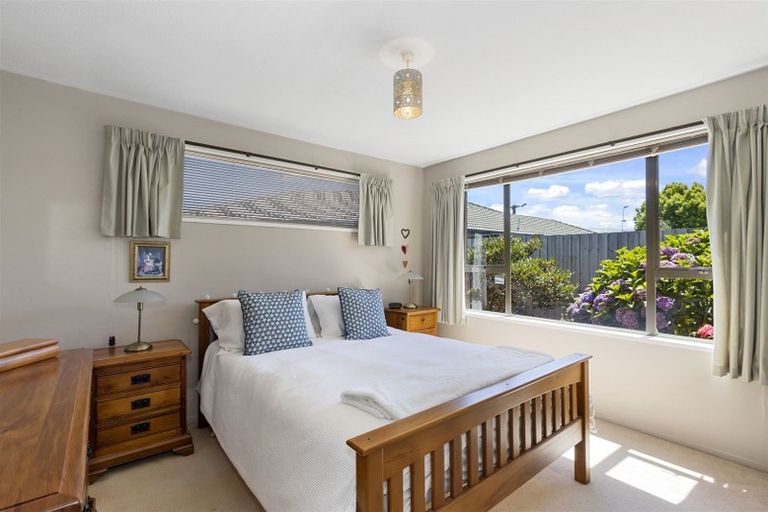 Photo of property in 22 Bowen Street, Upper Riccarton, Christchurch, 8041