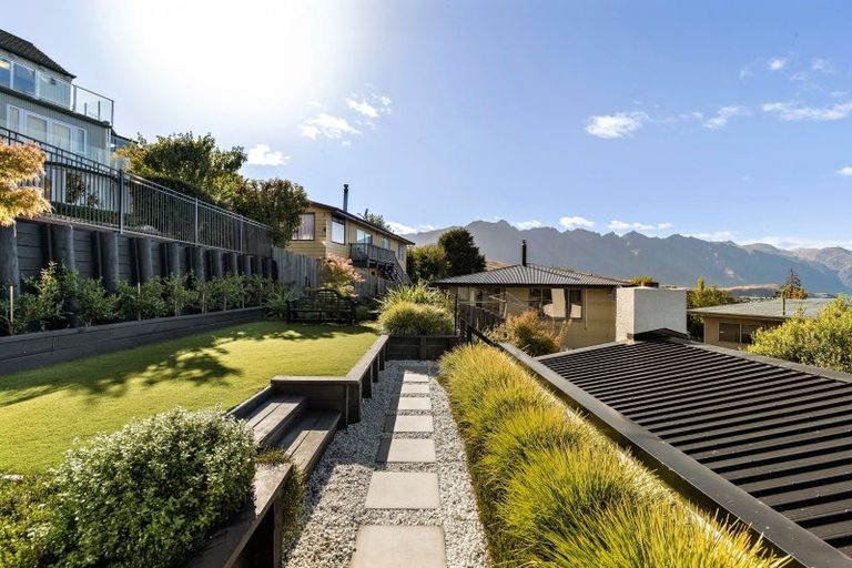Photo of property in 3 Panorama Place, Queenstown, 9300