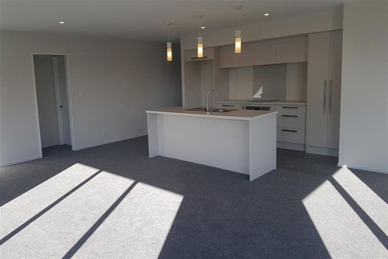 Photo of property in 8 Hamlett Drive, Woodend, 7610