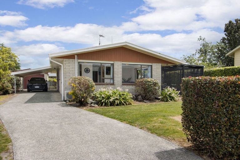 Photo of property in 8 Francis Drive, Katikati, 3129