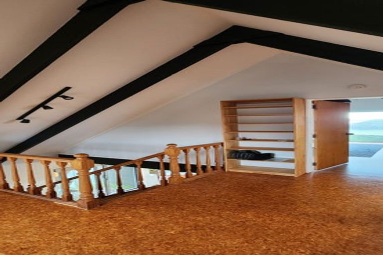 Photo of property in 14 Tikati View, Titahi Bay, Porirua, 5022