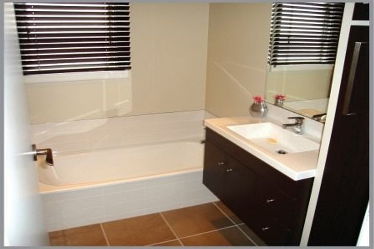 Photo of property in 221 Estuary Road, South New Brighton, Christchurch, 8062