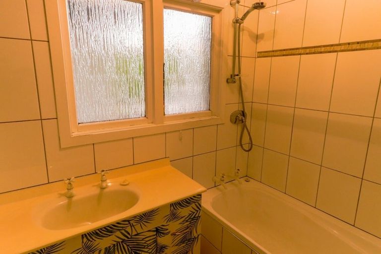 Photo of property in 20 Salford Street, Windsor, Invercargill, 9810