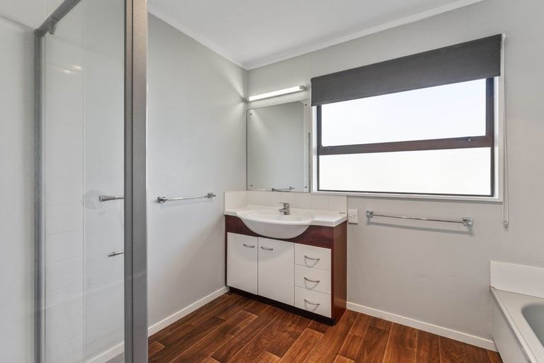 Photo of property in 24 Arthur Crescent, Hilltop, Taupo, 3330