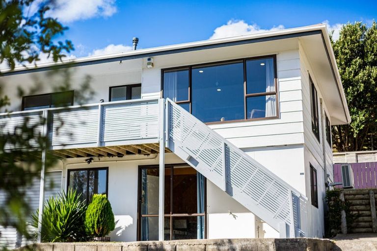 Photo of property in 49b Albatross Close, Whitby, Porirua, 5024