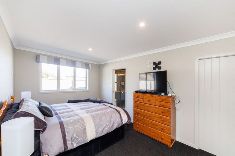 Photo of property in 157a James Line, Kelvin Grove, Palmerston North, 4414